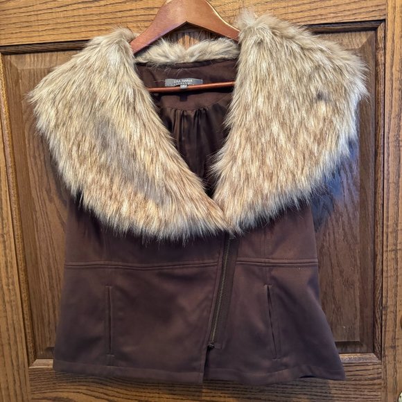 Lisa Rinna Collection Asymmetric Zip Vest with Faux Suede Fur Collar - S - Picture 1 of 6